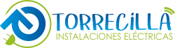 Imagotipo de Instalaciones Torrecilla. Un icono circular verde con una flecha de movimiento azul que se combina con el texto "TORRECILLA INSTALACIONES ELÉCTRICAS" en mayúsculas.